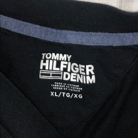 Tommy Hilfiger Denim T-Shirt - Picture 2 of 4